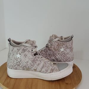 Converse Chuck Taylor Selena Mid Rise 553356C Womens Sz 6 Winter Knit w/Lunarlon